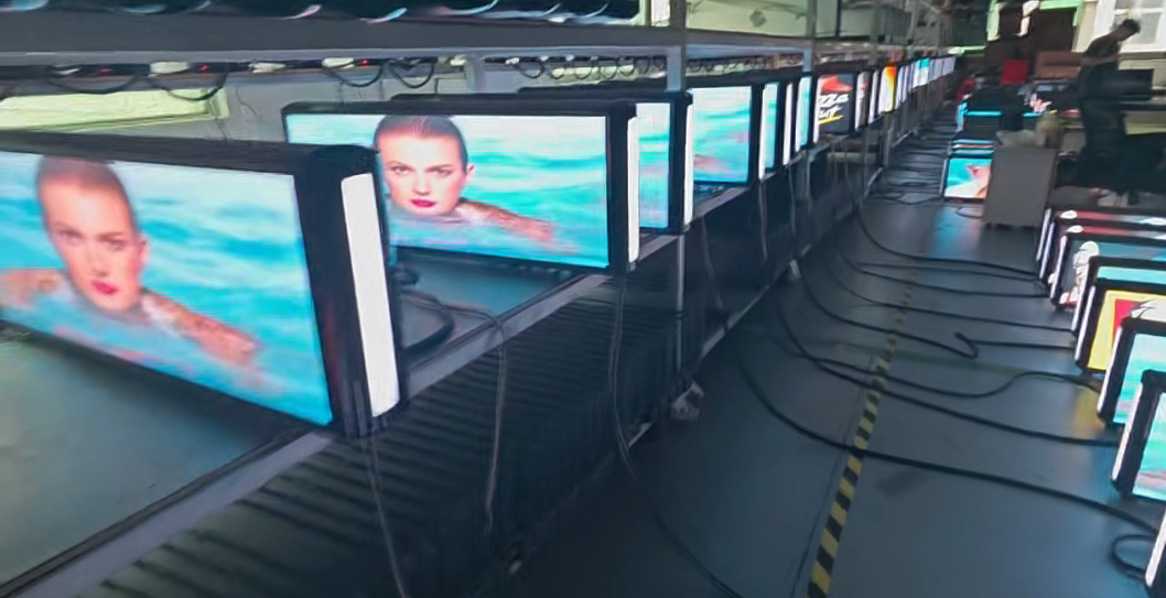 P2.5 car roof led display01
